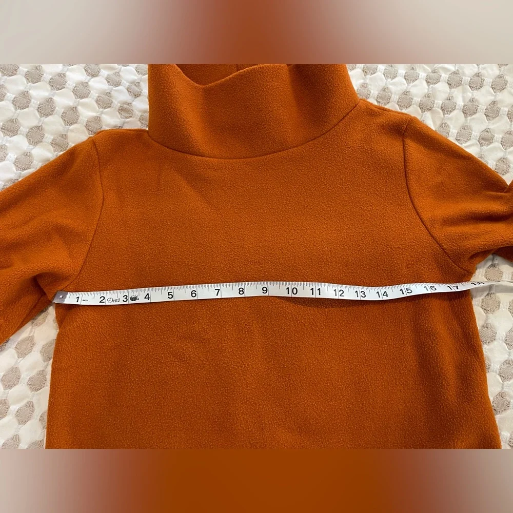 Cozy Dudley Stephen’s fleece turtleneck in orange with cream trim M - Picture 4 of 8